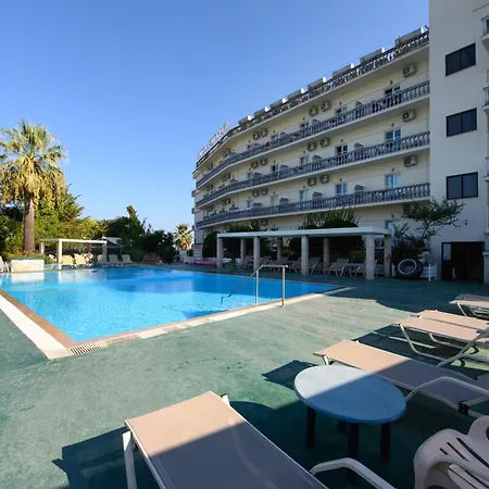 Potamaki 3*